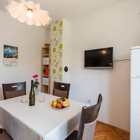 Apartament Maja