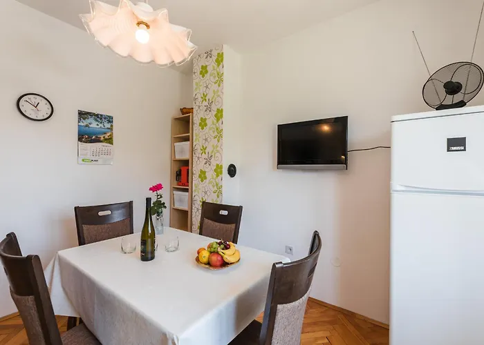 Apartment Maja